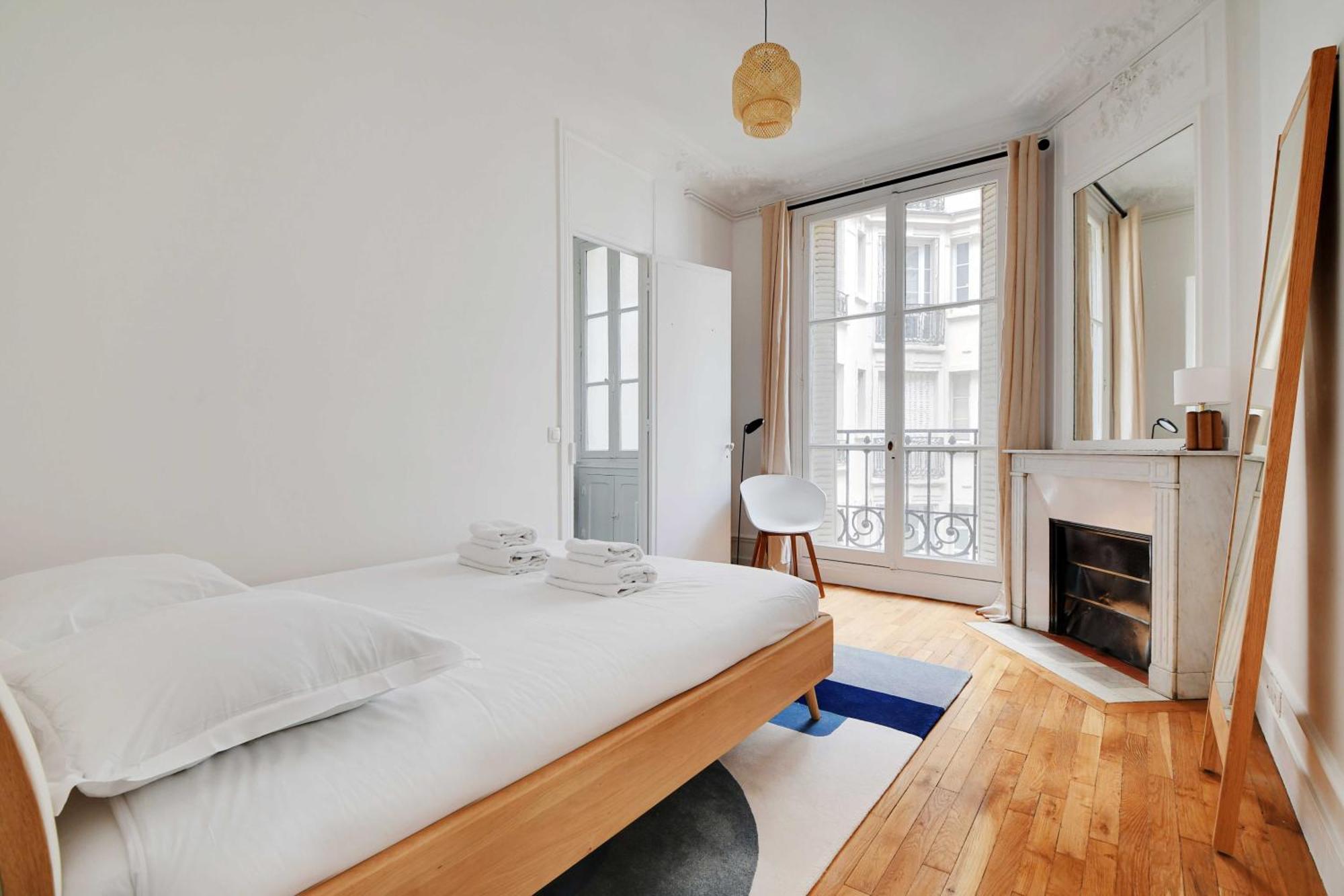 Elegant And Modern 3bd 6p - Eiffel Tower * Parijs